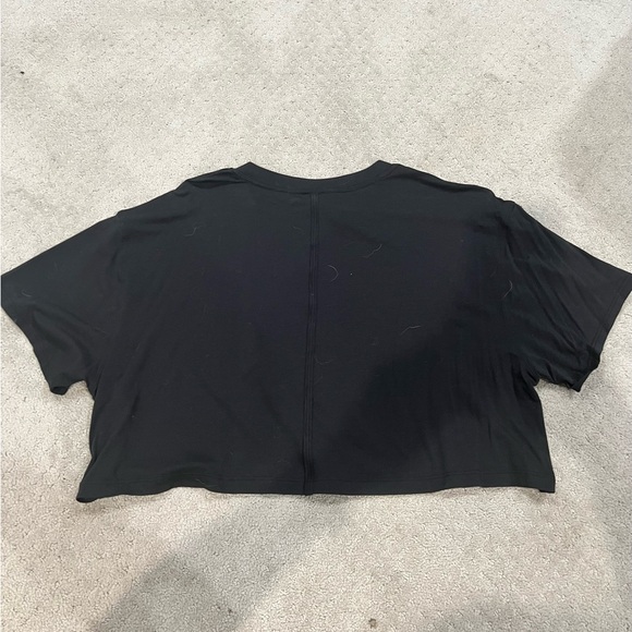 lululemon athletica Black Women's Crop Top - Picture 2 of 3
